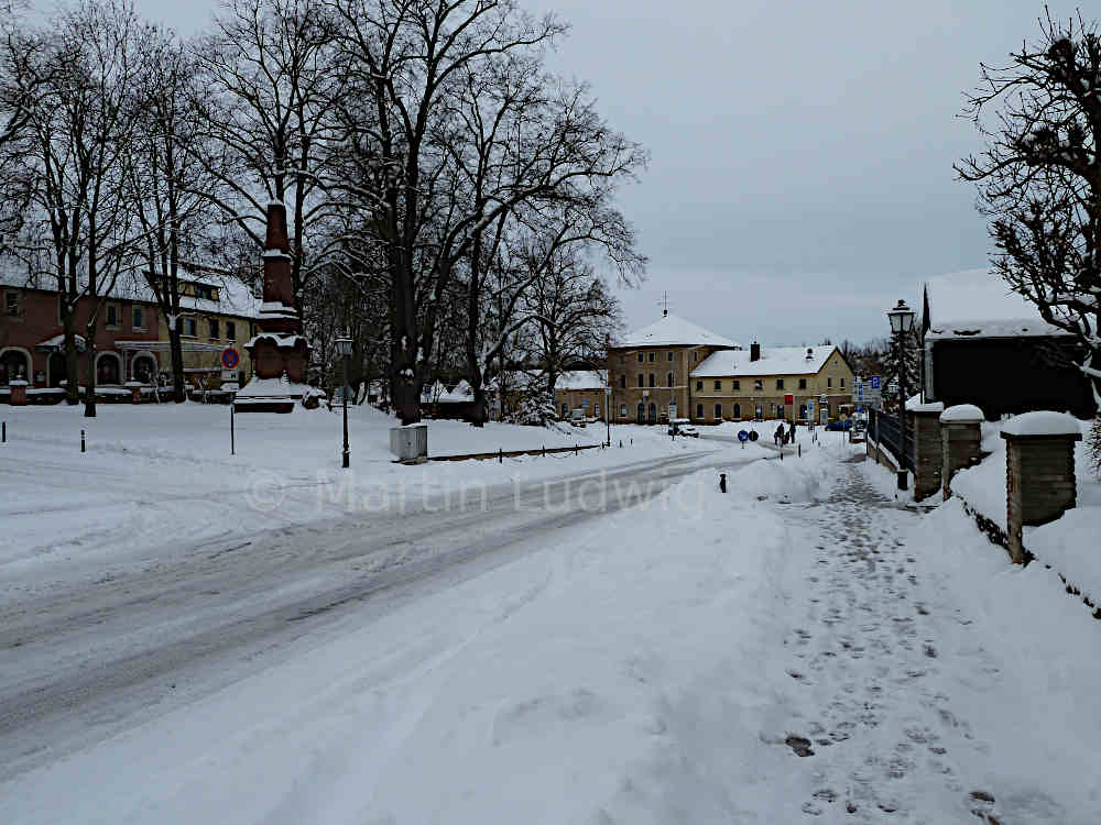 Die Bahnhofstraße in Haßfurt im Winter